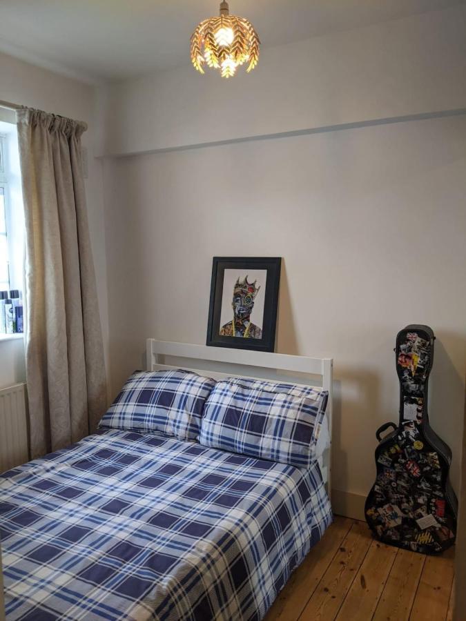 Beautifully Decorated Contemporary 2 Bedroom Flat Londyn Zewnętrze zdjęcie
