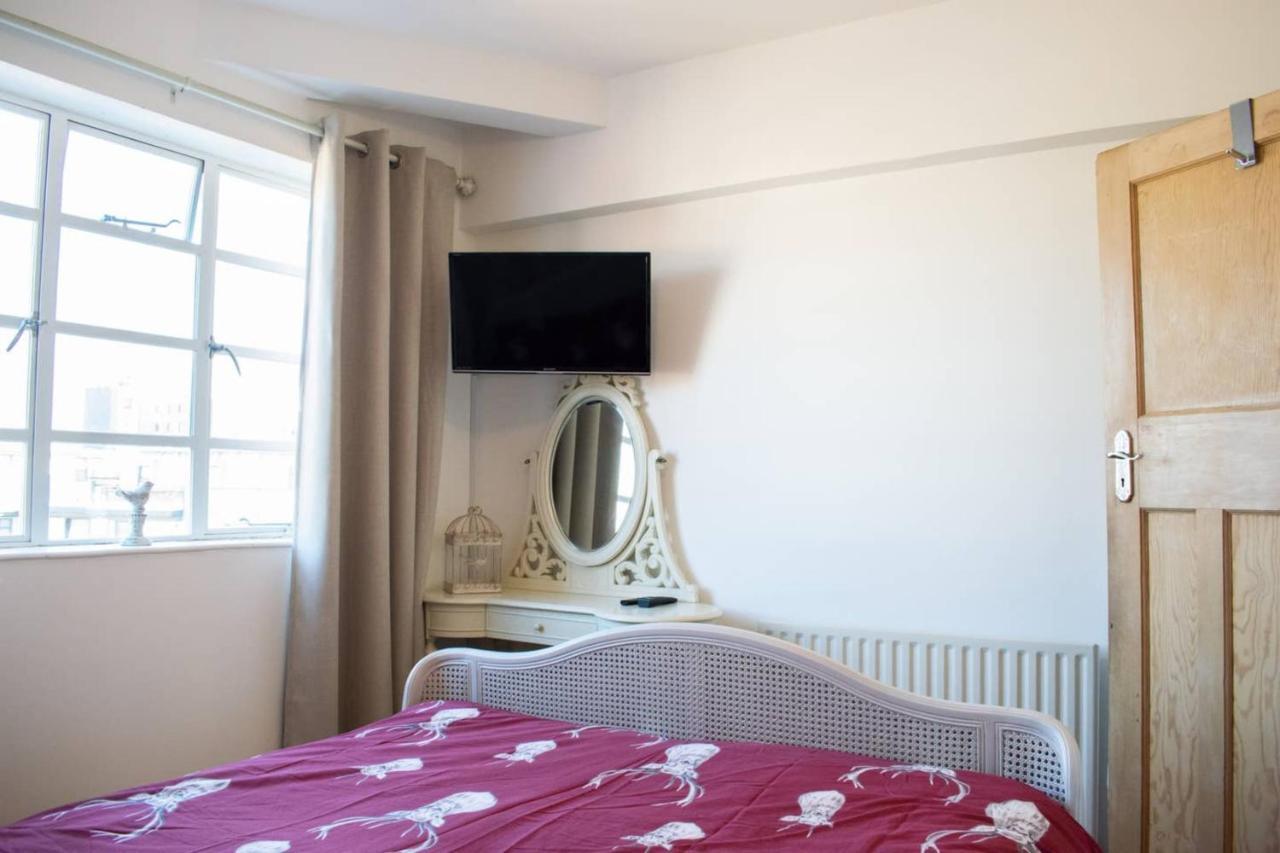 Beautifully Decorated Contemporary 2 Bedroom Flat Londyn Zewnętrze zdjęcie