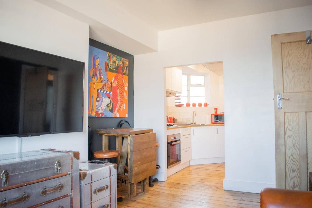 Beautifully Decorated Contemporary 2 Bedroom Flat Londyn Zewnętrze zdjęcie